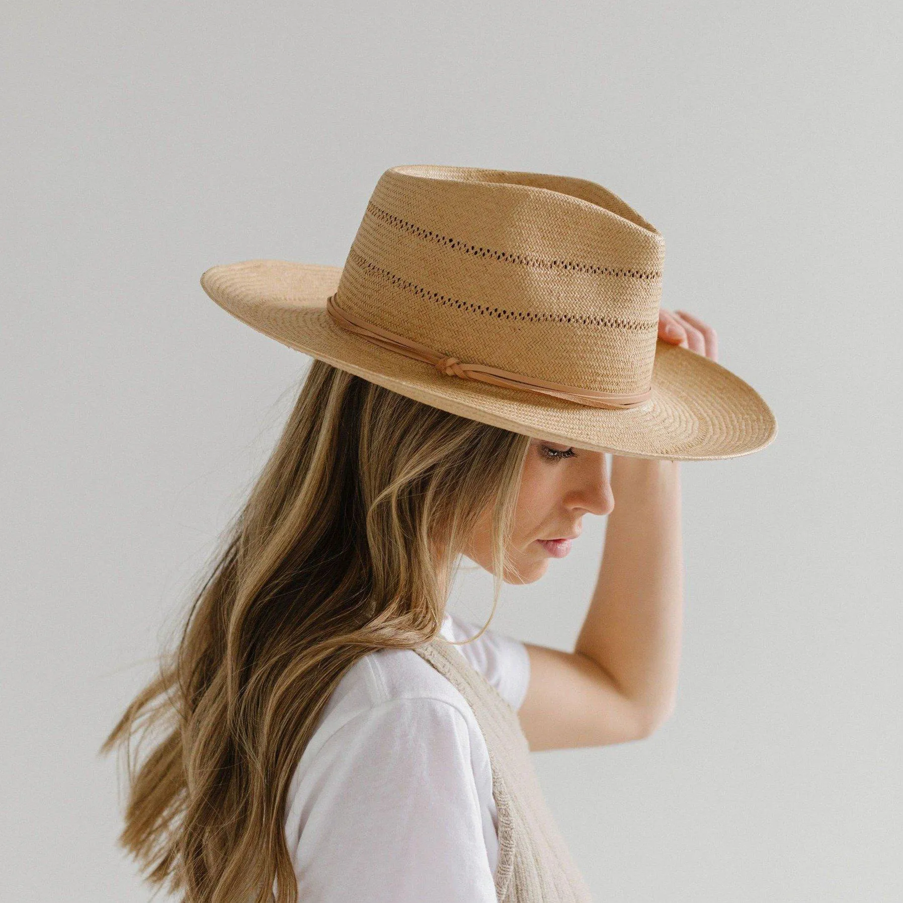Arlo Straw Teardrop Fedora - Honey BLEMISHED