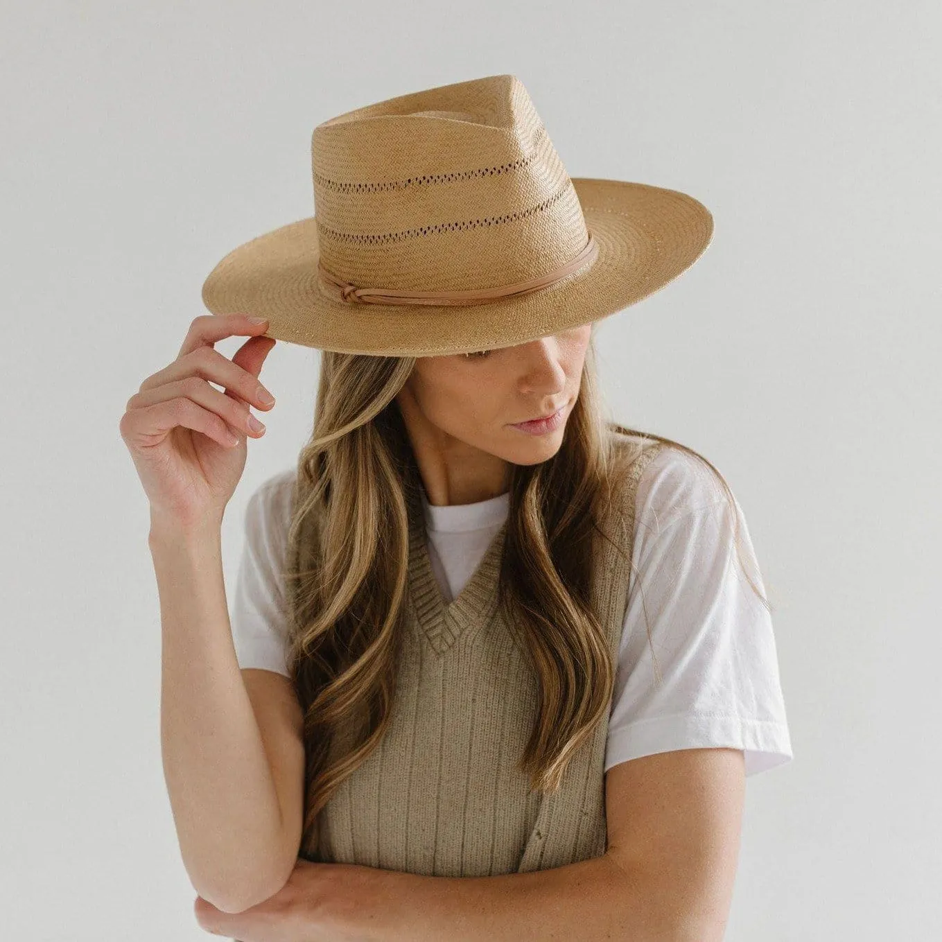 Arlo Straw Teardrop Fedora - Honey BLEMISHED