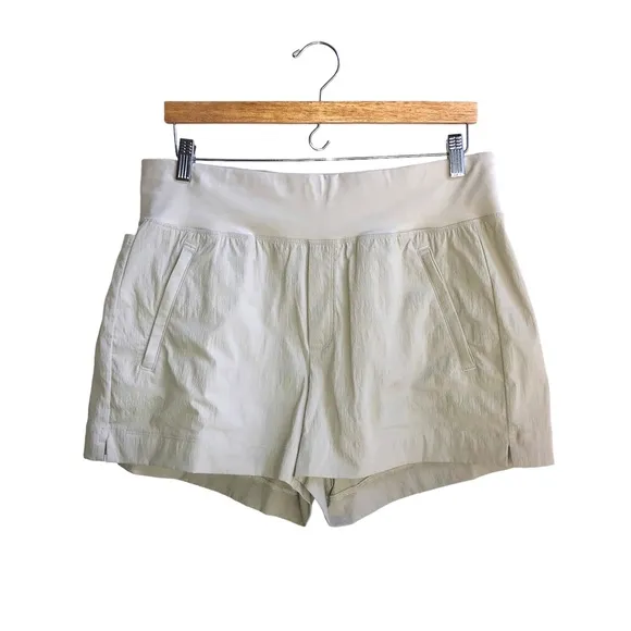 Athleta Beige Trekkie North Abrasion Resistant UPF 50  Performance Shorts