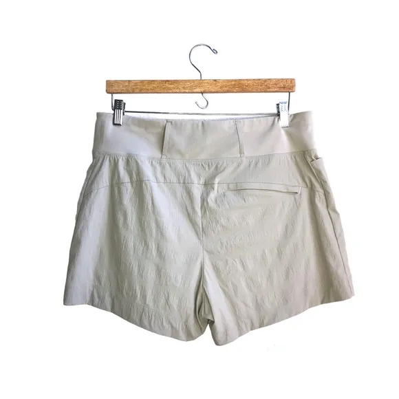 Athleta Beige Trekkie North Abrasion Resistant UPF 50  Performance Shorts
