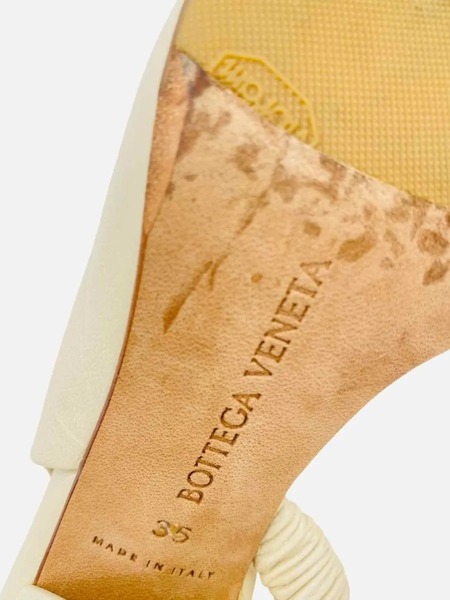 BOTTEGA VENETA D'Orsay Beige Slingbacks 35