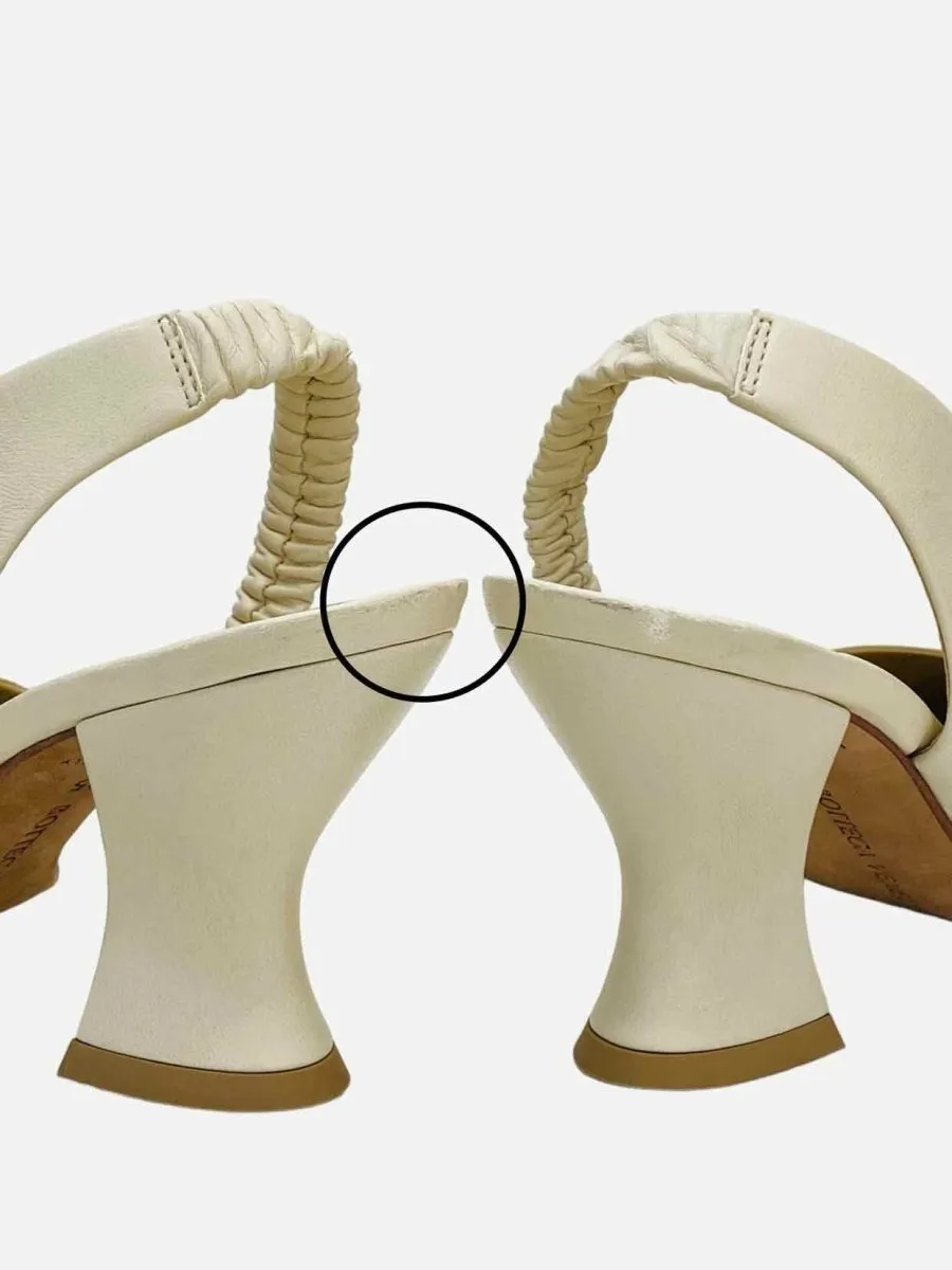 BOTTEGA VENETA D'Orsay Beige Slingbacks 35
