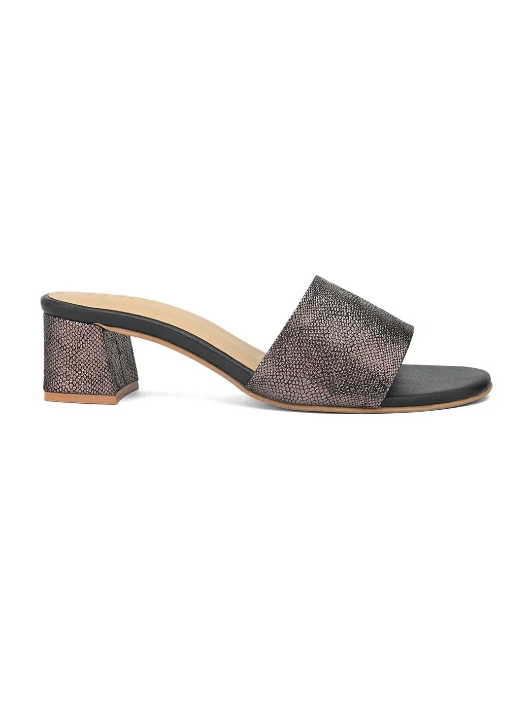 Hydes N Hues Black Short Heels with Gun Metal