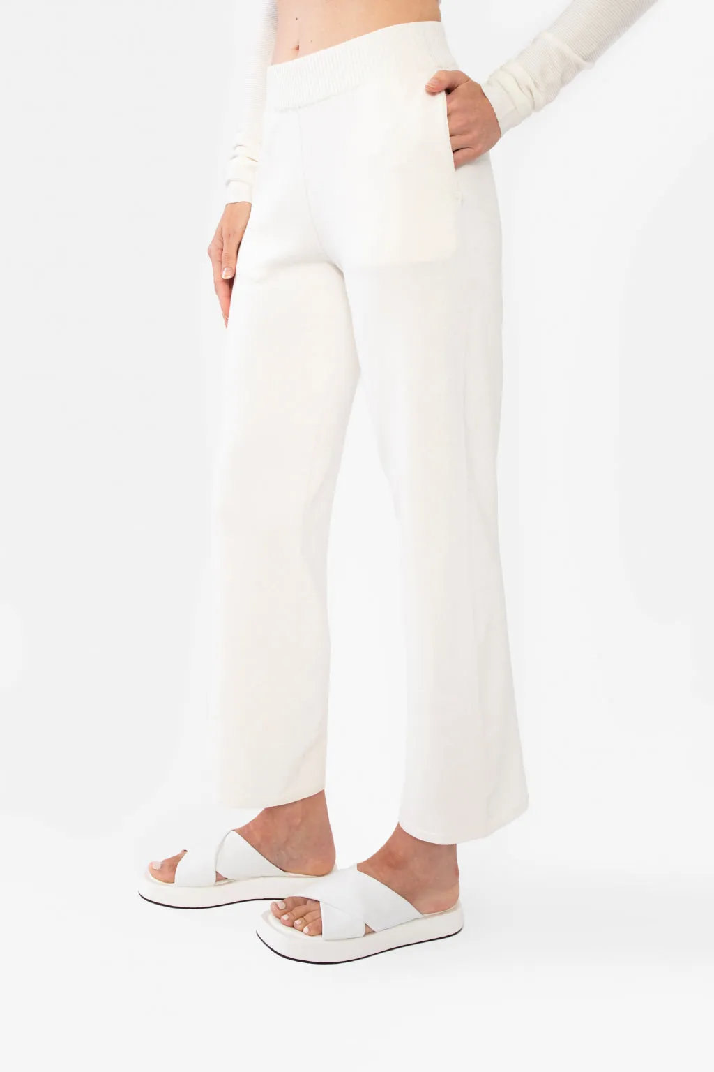 JANE CROP PANT - CRIMSON