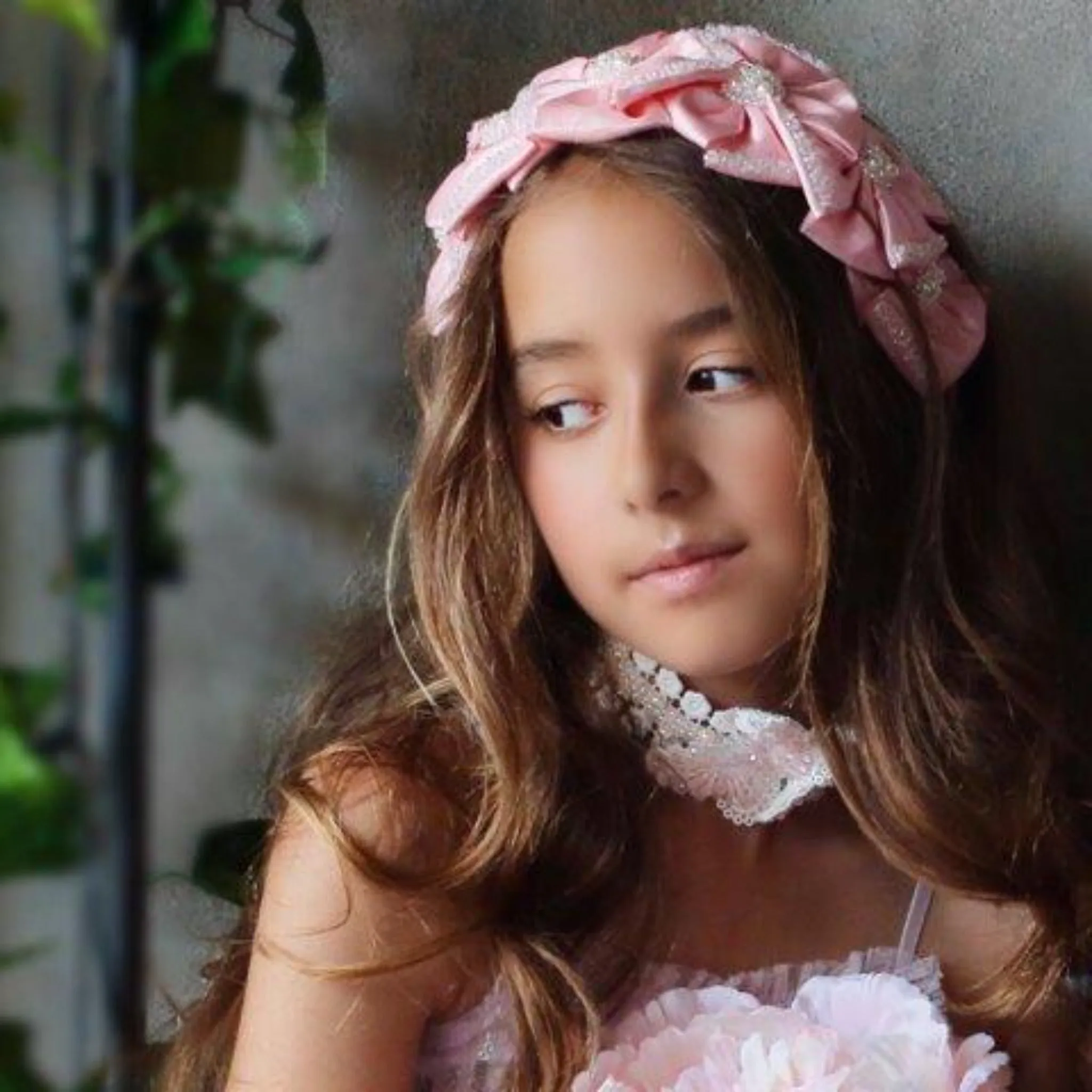 The Florian Childrens premium satin & pearl headband